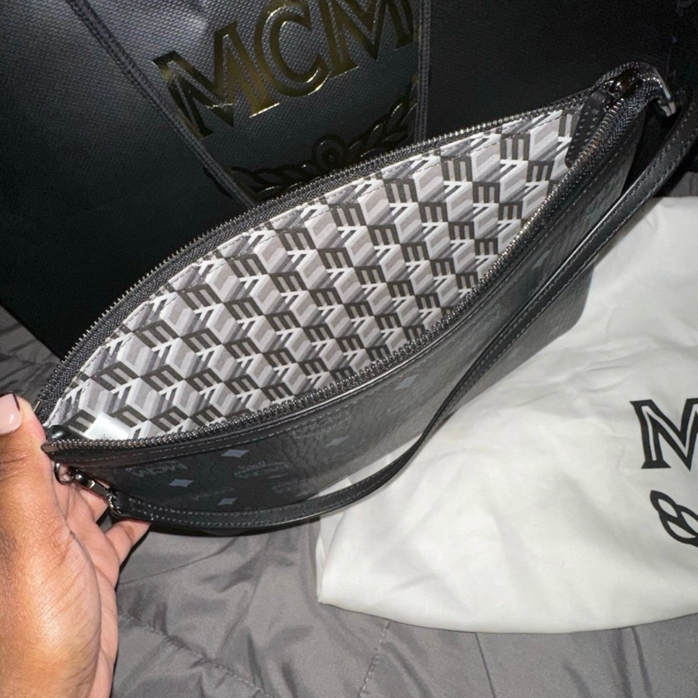 MCM Liz reversible tote pouch